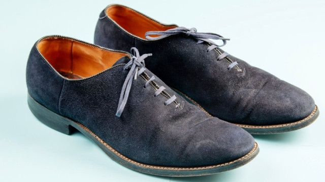 Elvis Presley's Shoes To Fetch £120,000 At Auction
